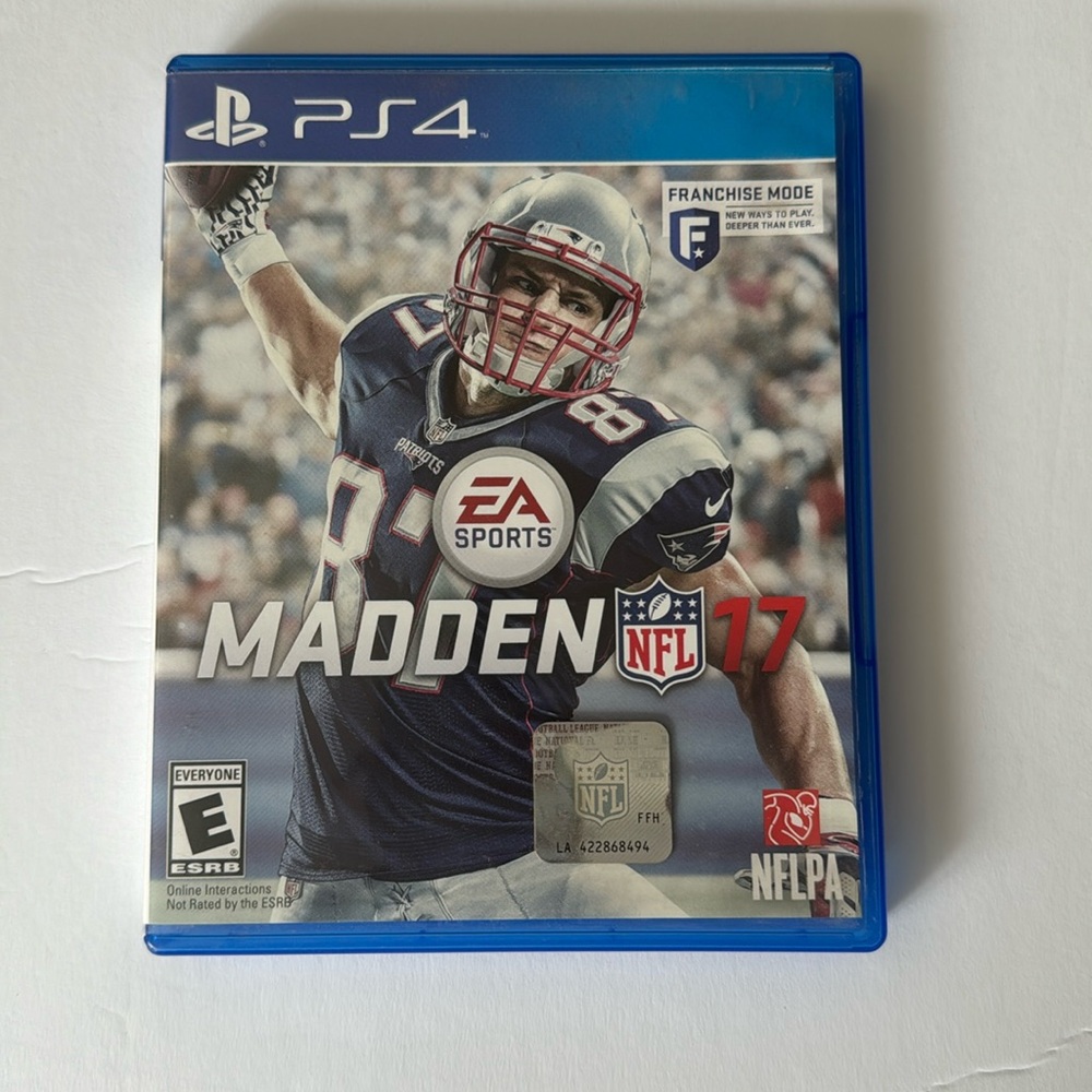 PS4 Madden NFL 17 game